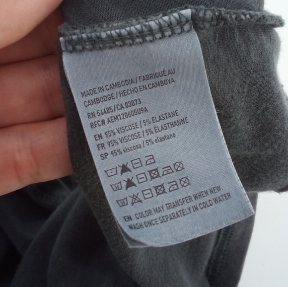 AEO Soft & Sexy Gray Keyhole Long Sleeve Shirt Small American Eagle Outfitters - Picture 4 of 9